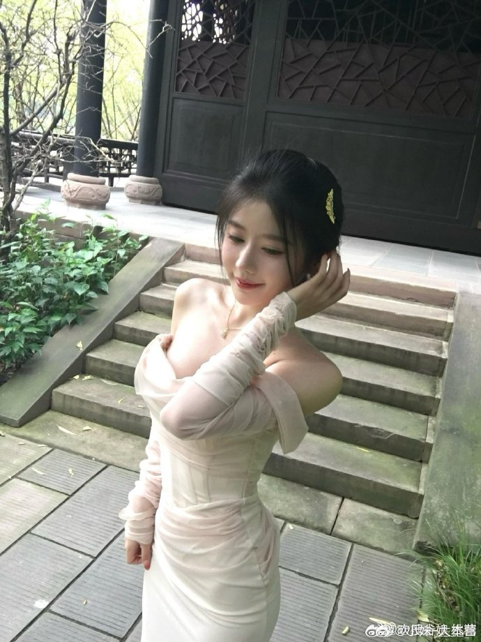 风骚律师 封面