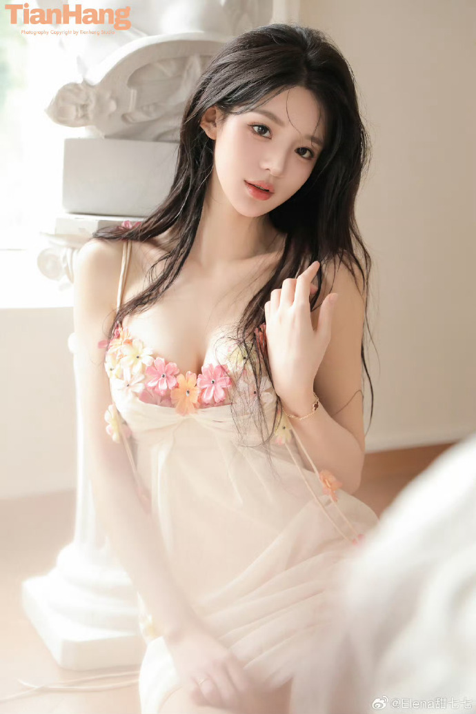 哆啦A梦 封面