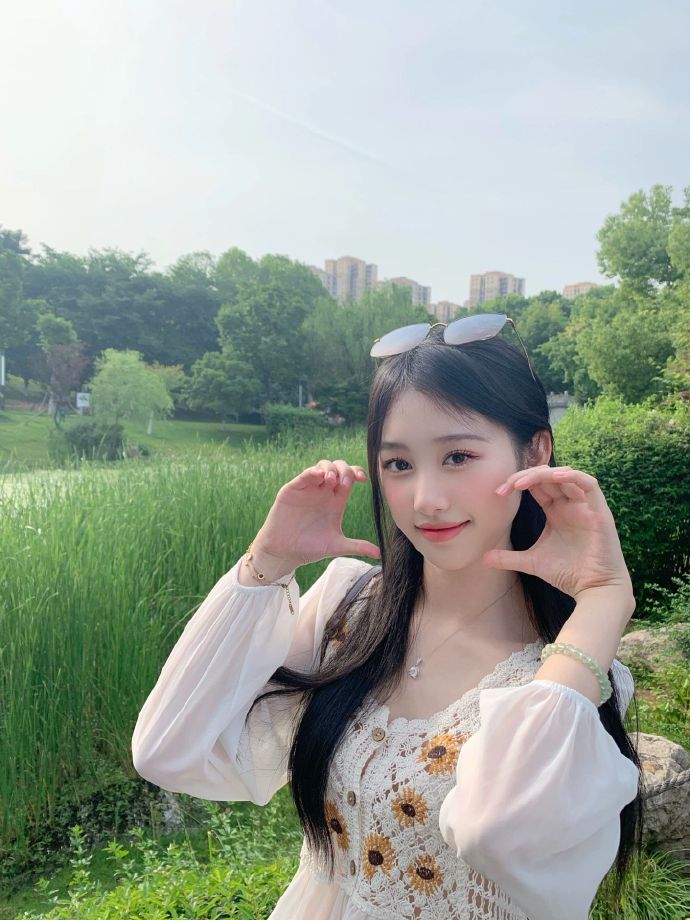 长月烬明 封面